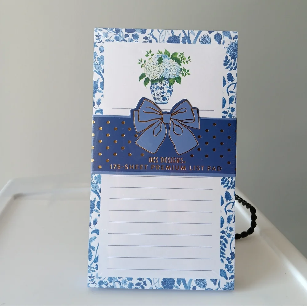 OCS Designs List Pad 175 Sheets Sapphire Splendor Floral Notepad Blue White 8
